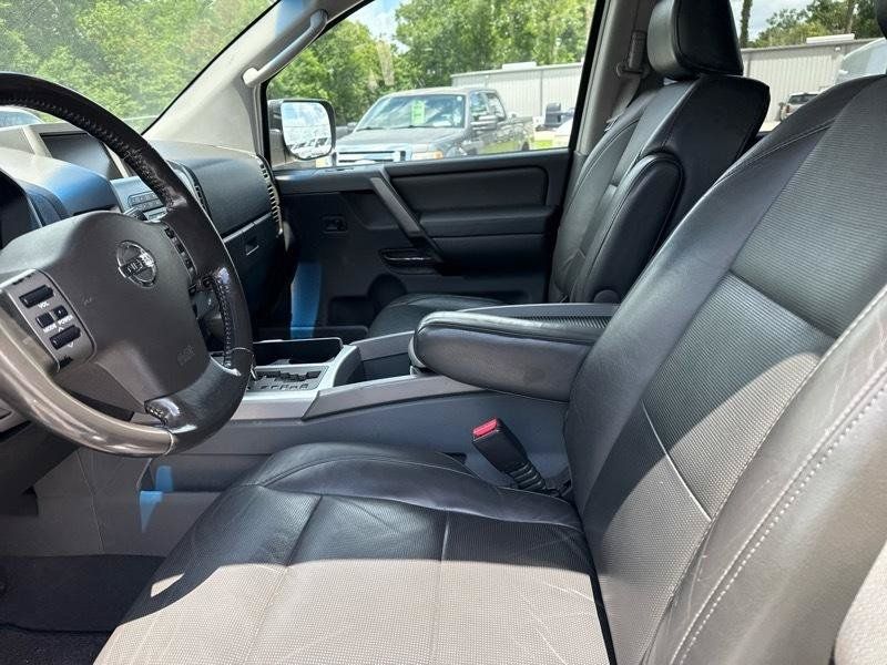 Used 2005 Nissan Armada LE w/ (U01) Technology Pkg (LE) RWD image 8