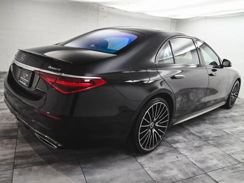 Used 2023 Mercedes-Benz S 500 4MATIC w/ AMG Line image 4