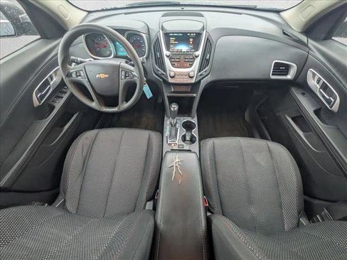 Used 2017 Chevrolet Equinox LS image 17