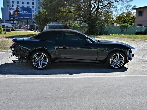 Used 2024 Ford Mustang Premium RWD image 6