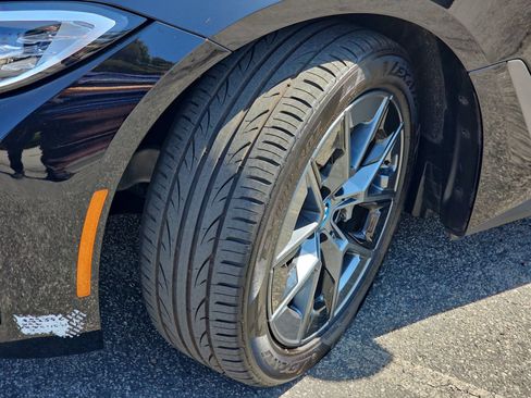 Used 2024 BMW i4 eDrive35 w/ Premium Package RWD image 32