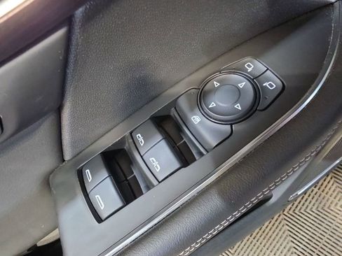 Used 2021 Buick Envision Avenir w/ Technology Package II FWD image 15