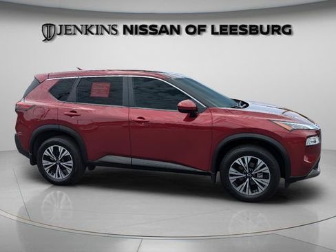 Certified 2023 Nissan Rogue SV FWD image 2