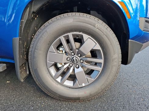 New 2026 Nissan Frontier SV w/ SV Convenience Package image 4