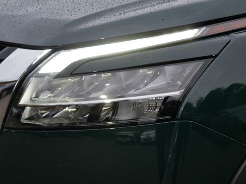 Certified 2024 Nissan Pathfinder Platinum w/ Cargo Package image 16