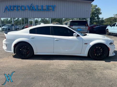 Used 2021 Dodge Charger Scat Pack RWD image 9