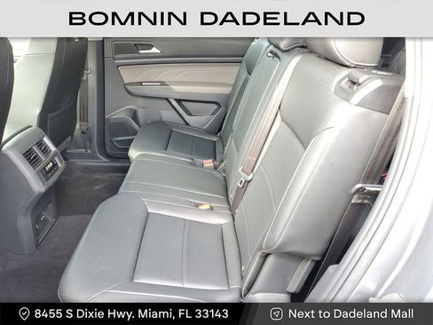 Used 2023 Volkswagen Atlas SEL image 11
