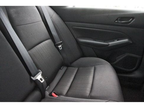 Certified 2025 Nissan Altima 2.5 S FWD image 17