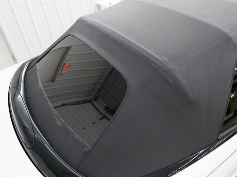 Used 2005 Chrysler Sebring Touring image 3