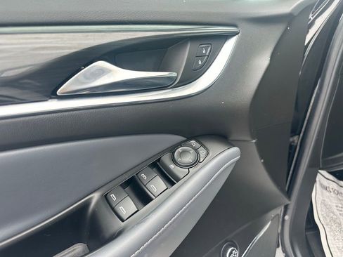 Used 2024 Buick Enclave Essence w/ Sport Touring Edition image 11