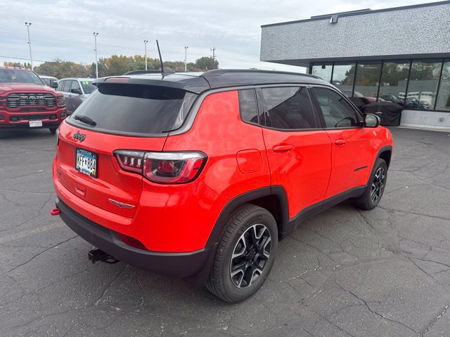Used 2019 Jeep Compass Trailhawk w/ Leather Interior Group AWD/4WD image 10