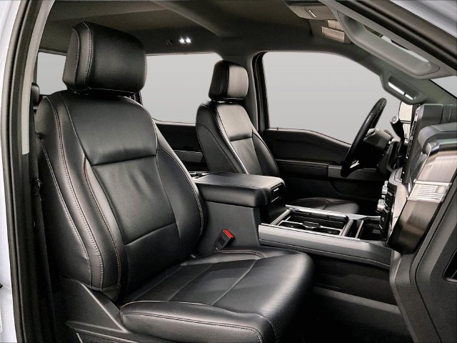 Used 2024 Ford F250 Lariat w/ Sport Appearance Package AWD/4WD image 7
