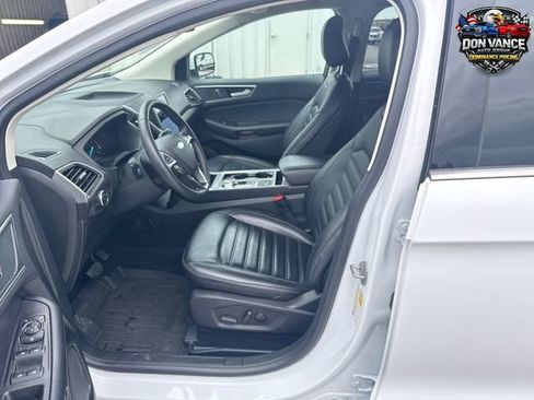 Used 2024 Ford Edge SEL w/ Convenience Package AWD/4WD image 9