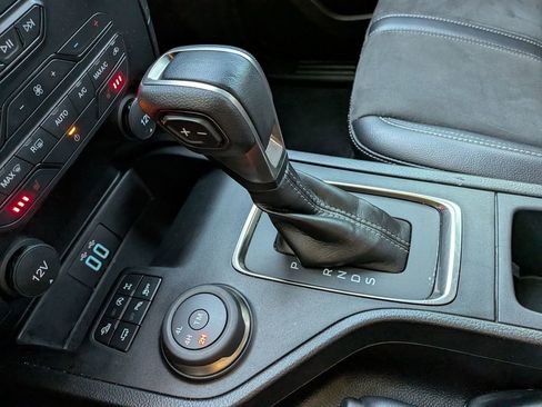 Used 2023 Ford Ranger Lariat w/ Tremor Off-Road Package AWD/4WD image 19