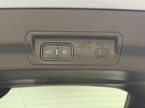 Used 2022 Ford Explorer ST AWD/4WD image 34