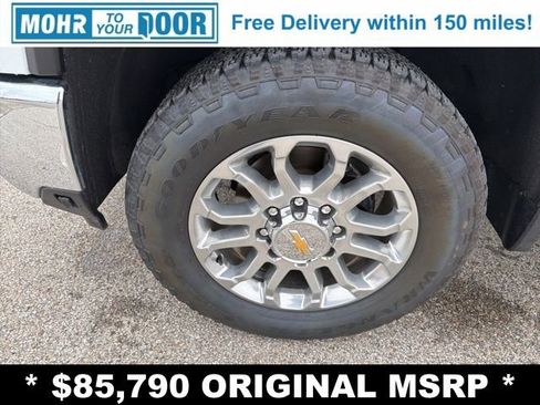 Used 2025 Chevrolet Silverado 3500 LTZ w/ LTZ Plus Package image 12