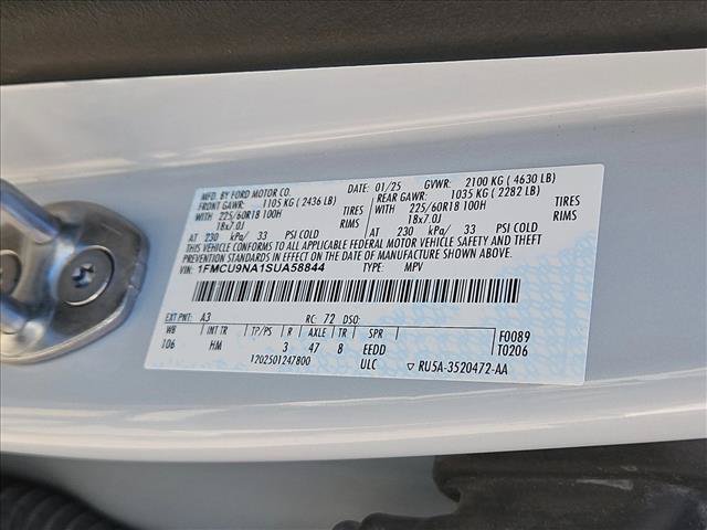 Used 2025 Ford Escape ST-Line Select AWD/4WD image 24
