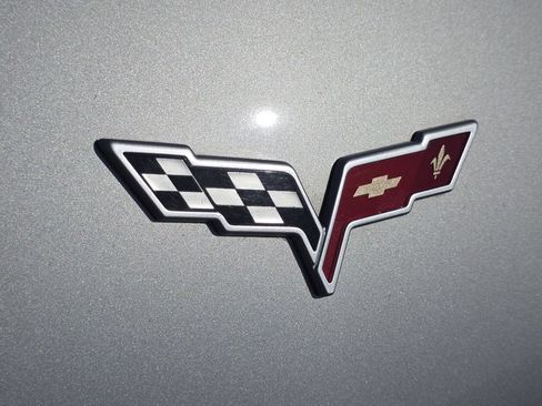 Used 2006 Chevrolet Corvette Convertible w/ Preferred Equipment Group RWD image 30