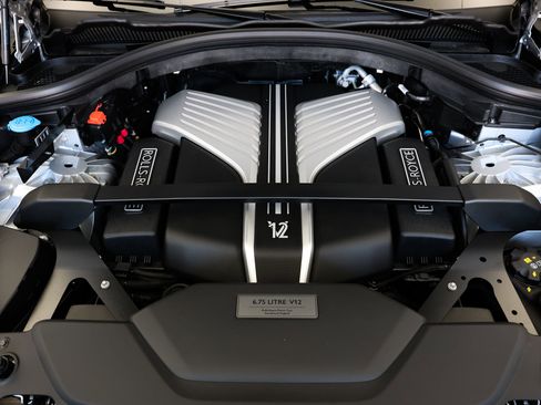 New 2026 Rolls-Royce Cullinan image 26