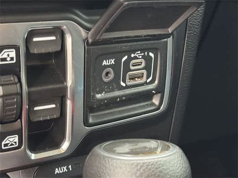 Used 2021 Jeep Wrangler Unlimited Rubicon w/ LED Lighting Group image 23