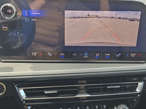 New 2026 Chevrolet Traverse LT FWD image 13