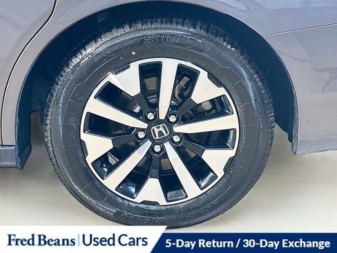 Used 2025 Honda Odyssey EX-L image 7