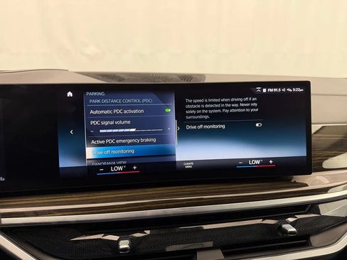 Used 2023 BMW X7 xDrive40i w/ Premium Package AWD/4WD image 29