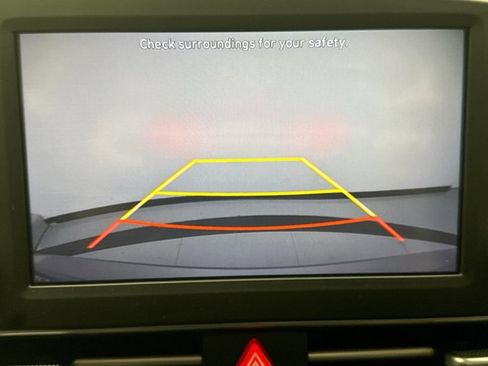 Used 2023 Hyundai Elantra SEL FWD image 15