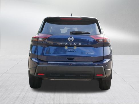 Certified 2024 Nissan Rogue SV AWD/4WD image 6