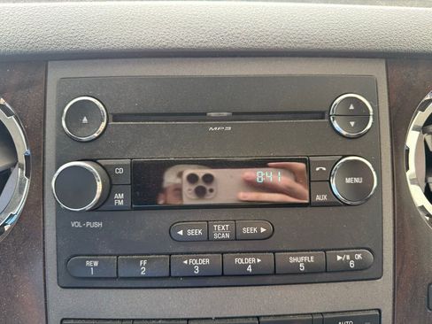 Used 2011 Ford F350 Lariat w/ Lariat Interior Pkg image 24