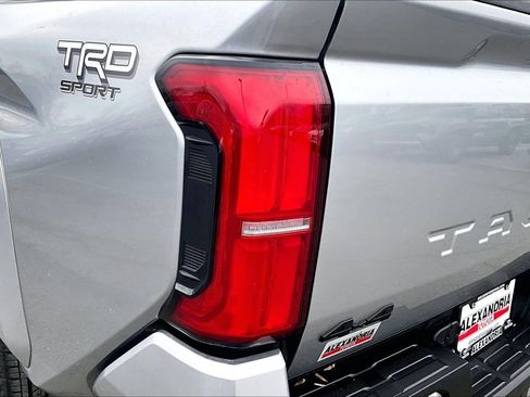 Used 2024 Toyota Tacoma TRD Sport image 27