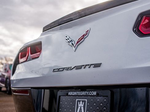 Used 2018 Chevrolet Corvette Stingray Coupe w/ 2LT Preferred Equipment Group image 11