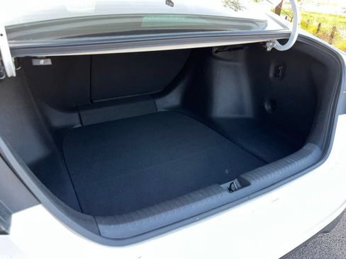 Used 2025 Honda Accord SE image 9