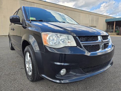 Used 2012 Dodge Grand Caravan Crew image 15