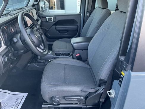 Used 2024 Jeep Wrangler Sport image 11