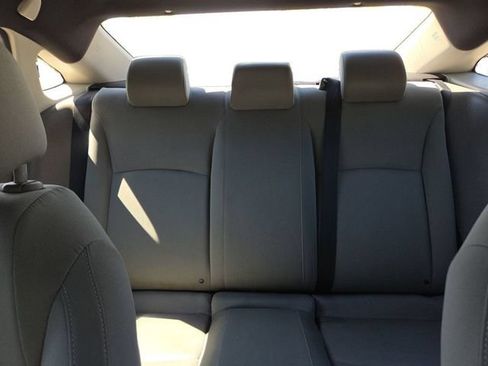 Used 2019 Honda Civic LX image 13