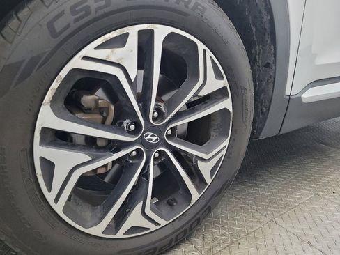 Used 2019 Hyundai Santa Fe Limited image 31