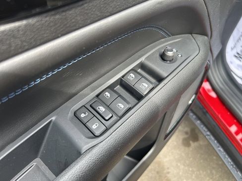 New 2025 Jeep Compass Latitude w/ Sun & Sound Group image 20