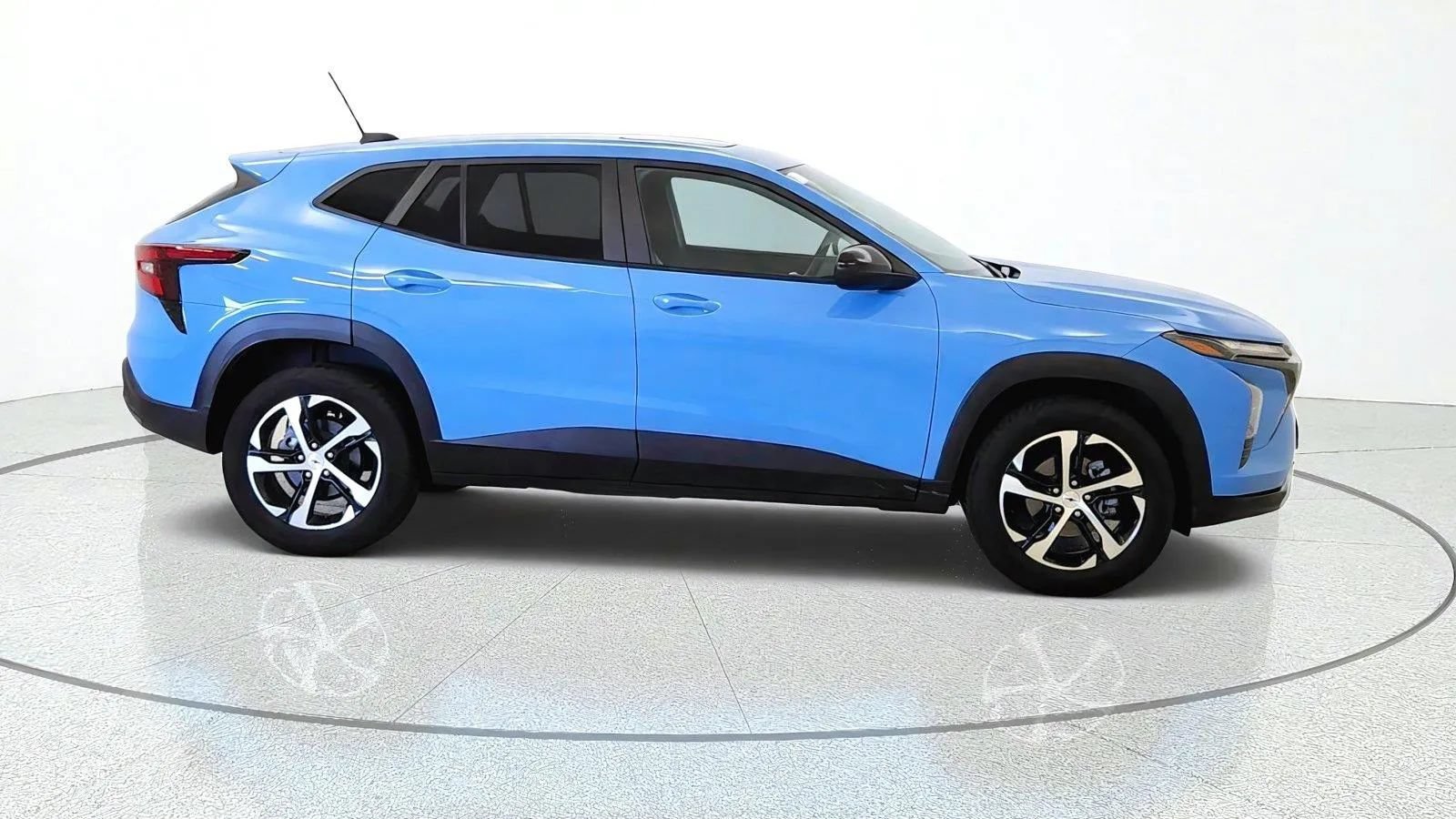 Used 2024 Chevrolet Trax RS w/ Sunroof Package FWD image 10