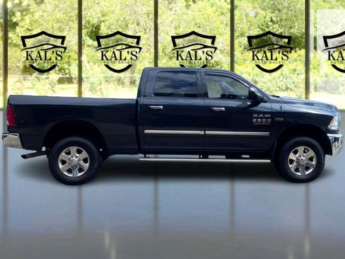 Used 2014 RAM 3500 Big Horn image 4