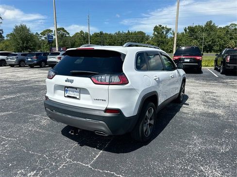 Used 2019 Jeep Cherokee Limited w/ Technology Group image 4