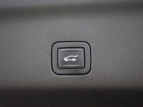 Used 2023 Cadillac Escalade V AWD/4WD image 27