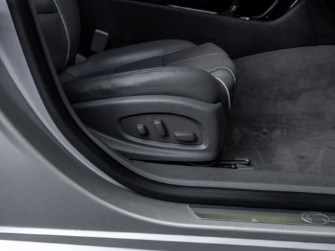 Used 2018 Chevrolet Impala Premier FWD image 58