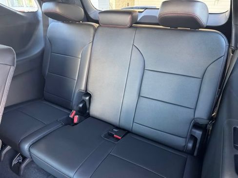 New 2026 Chevrolet Traverse Z71 w/ Driver Confidence Package AWD/4WD image 9