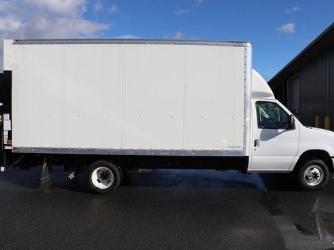New 2025 Ford E-450 and Econoline 450 Super Duty w/ Power Equipment Group RWD image 3