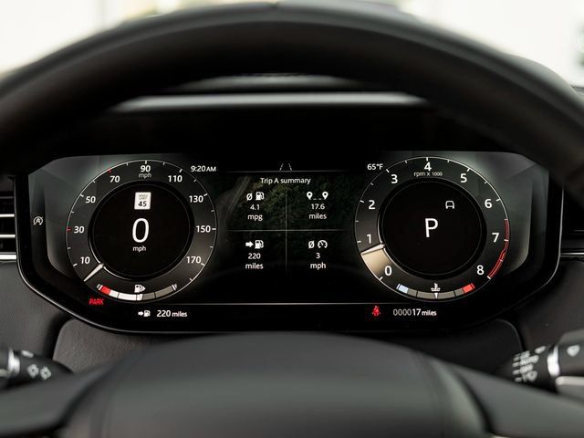 New 2025 Land Rover Range Rover Sport Autobiography AWD/4WD image 17