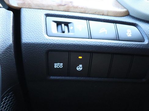 Used 2013 Hyundai Santa Fe Sport 2.0T w/ Technology Pkg image 37