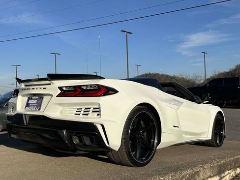 Used 2024 Chevrolet Corvette E-Ray w/ Stealth Interior Trim Package image 30