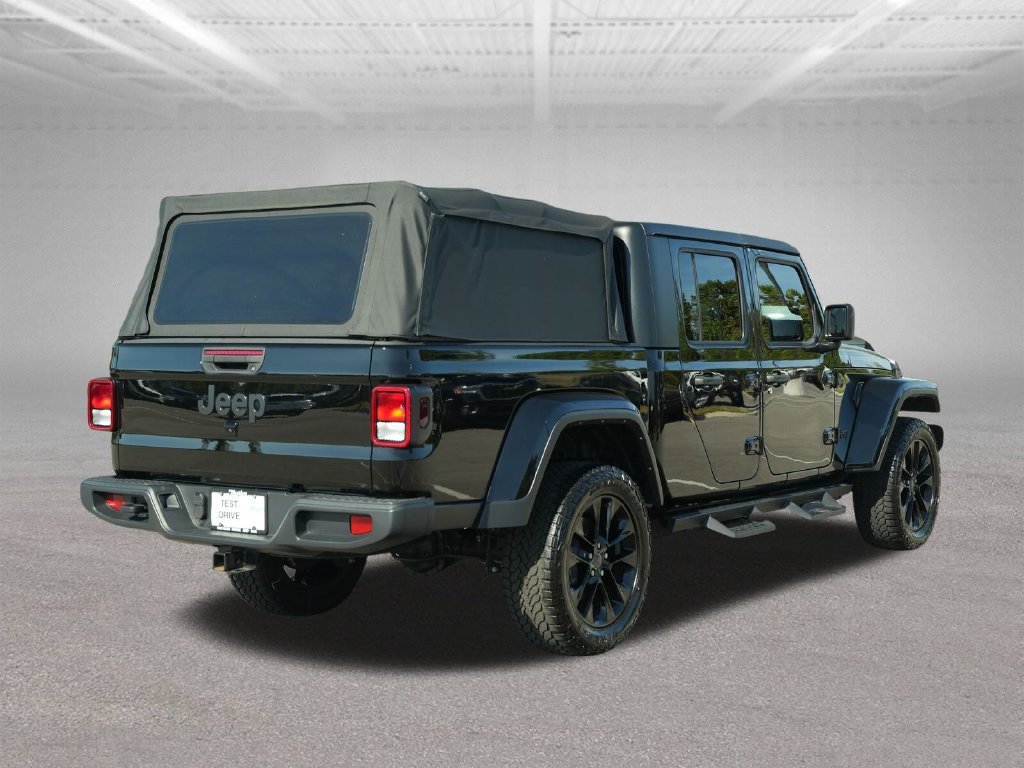 Used 2024 Jeep Gladiator Sport AWD/4WD image 9