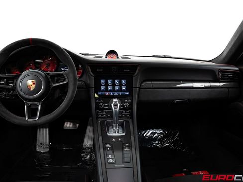 Used 2018 Porsche 911 GT2 RS RWD image 34